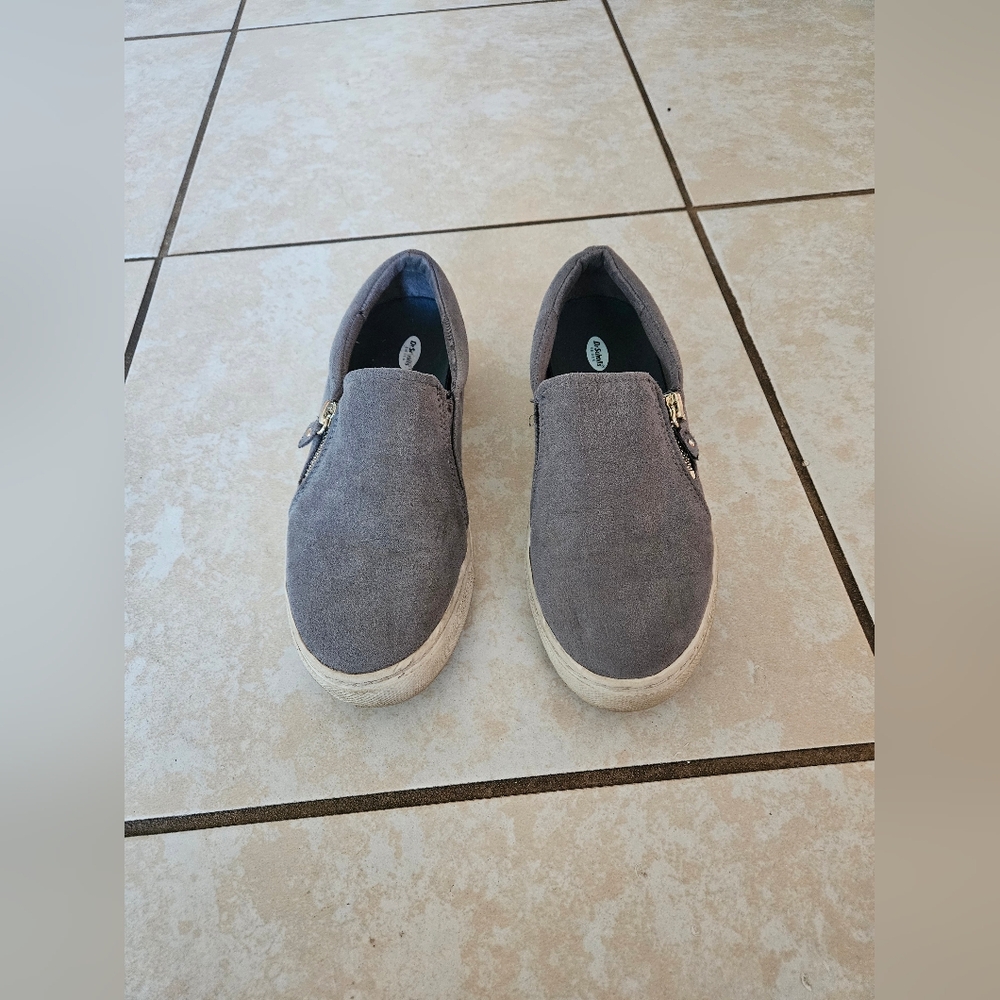 Dr. Scholl's grey shoes